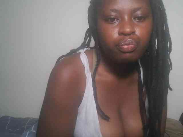 DaisyafterDark_ webcam