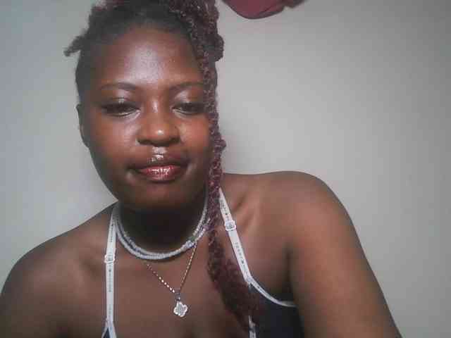 DaisyafterDark_ webcam