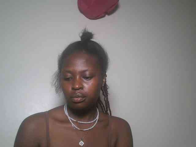 DaisyafterDark_ webcam
