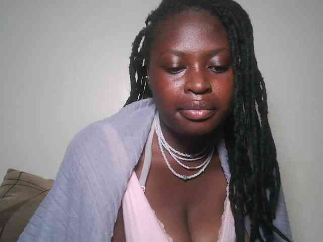 DaisyafterDark_ webcam