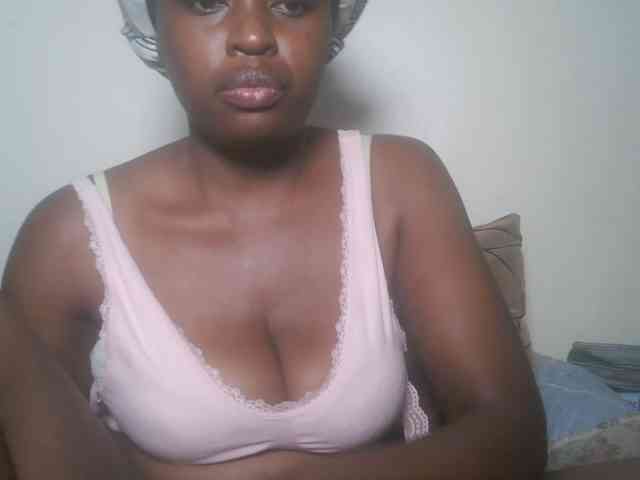 DaisyafterDark_ webcam
