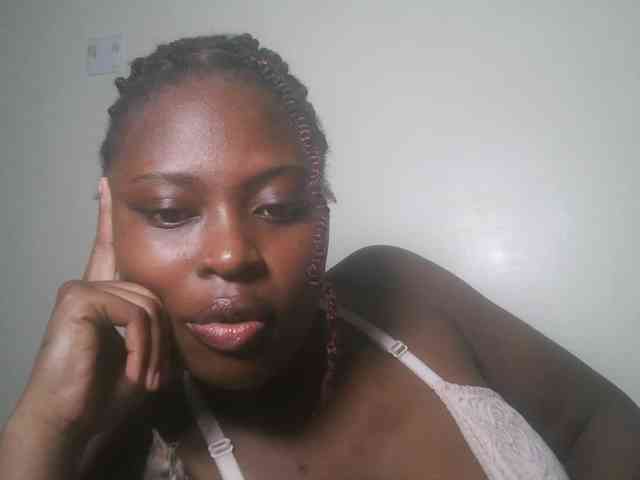 DaisyafterDark_ webcam