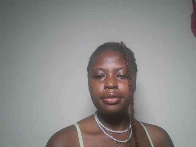 DaisyafterDark_ webcam