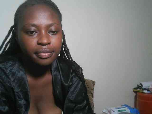 DaisyafterDark_ webcam
