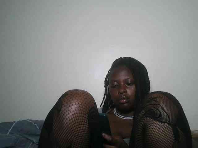 DaisyafterDark_ webcam