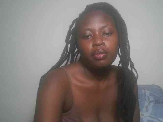 DaisyafterDark_ webcam
