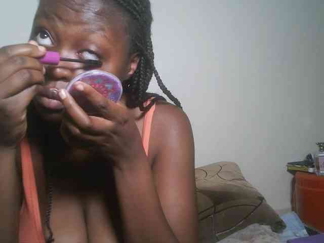 DaisyafterDark_ webcam