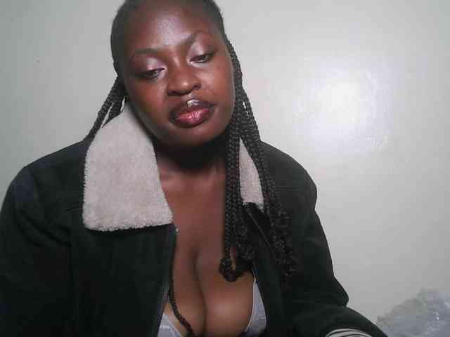 DaisyafterDark_ webcam
