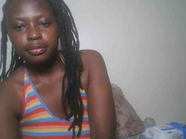 DaisyafterDark_ webcam