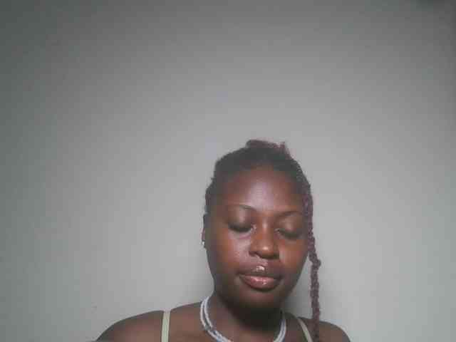 DaisyafterDark_ webcam
