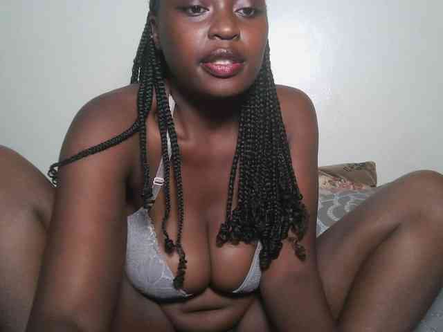DaisyafterDark_ webcam