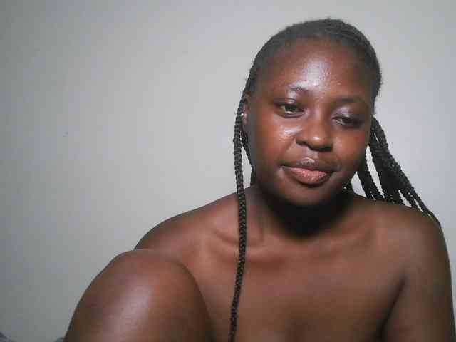 DaisyafterDark_ webcam