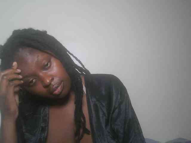 DaisyafterDark_ webcam