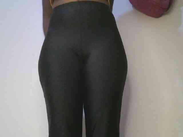 DaisyafterDark_ webcam
