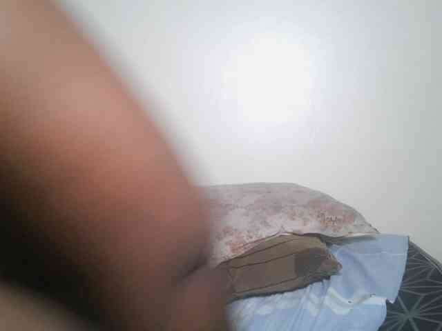 DaisyafterDark_ webcam