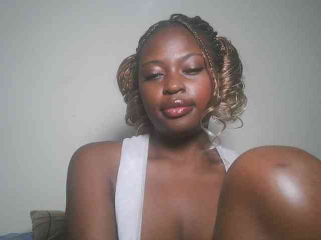 DaisyafterDark_ webcam