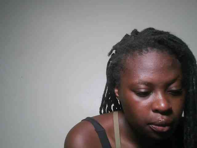 DaisyafterDark_ webcam