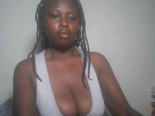 DaisyafterDark_ webcam