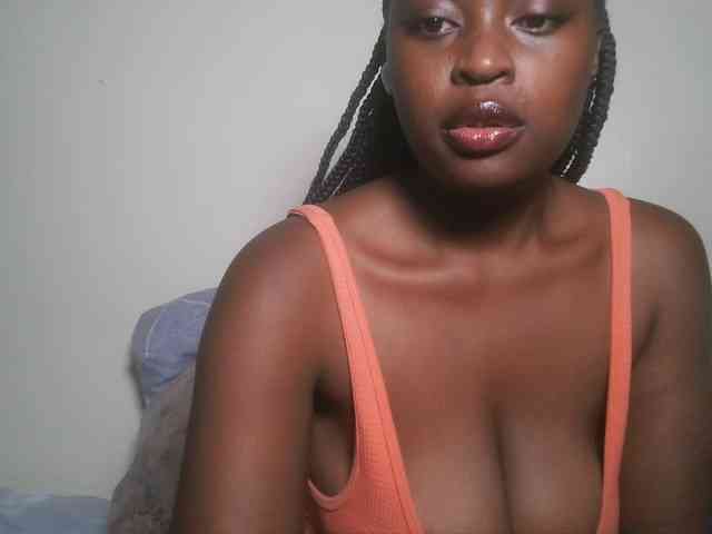 DaisyafterDark_ webcam