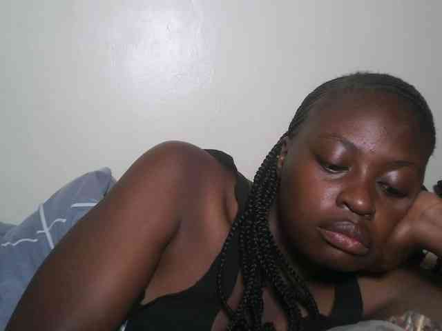 DaisyafterDark_ webcam