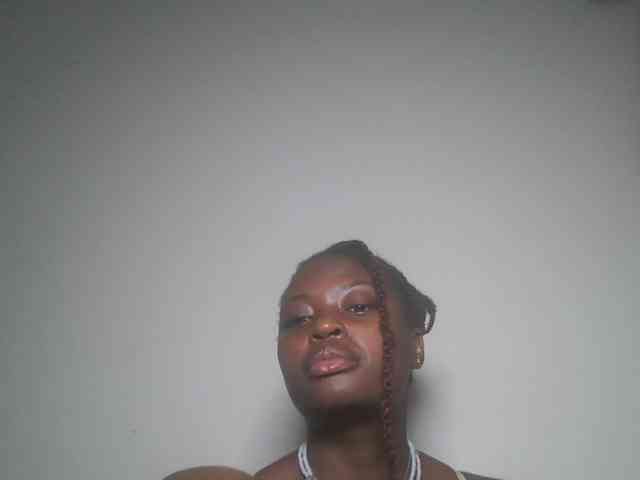 DaisyafterDark_ webcam