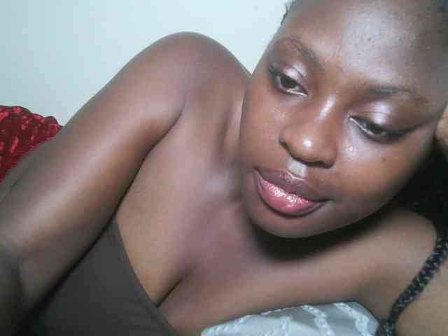 DaisyafterDark_ webcam