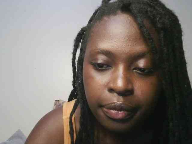DaisyafterDark_ webcam