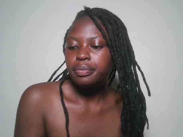 DaisyafterDark_ webcam
