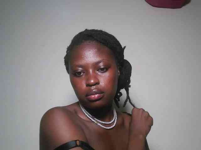 DaisyafterDark_ webcam