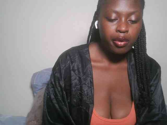 DaisyafterDark_ webcam