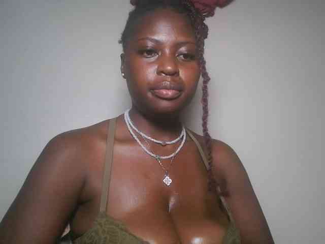 DaisyafterDark_ webcam