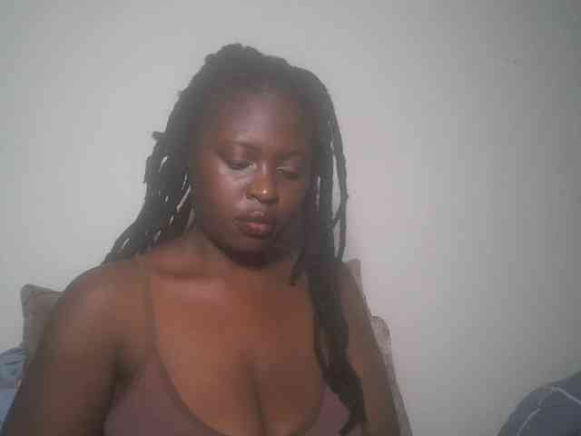 DaisyafterDark_ webcam