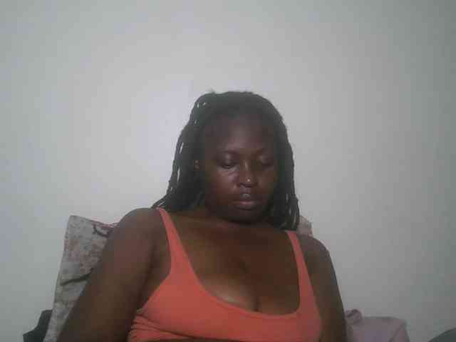 DaisyafterDark_ webcam