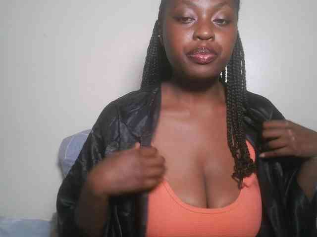 DaisyafterDark_ webcam