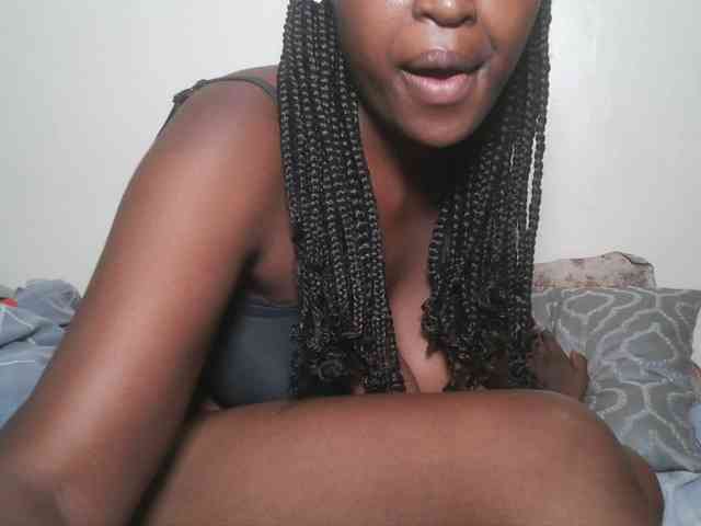 DaisyafterDark_ webcam