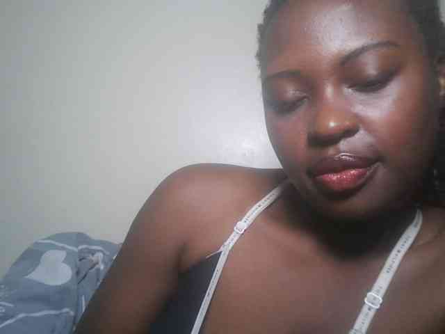 DaisyafterDark_ webcam