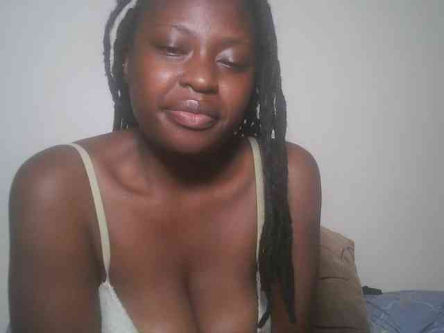 DaisyafterDark_ webcam