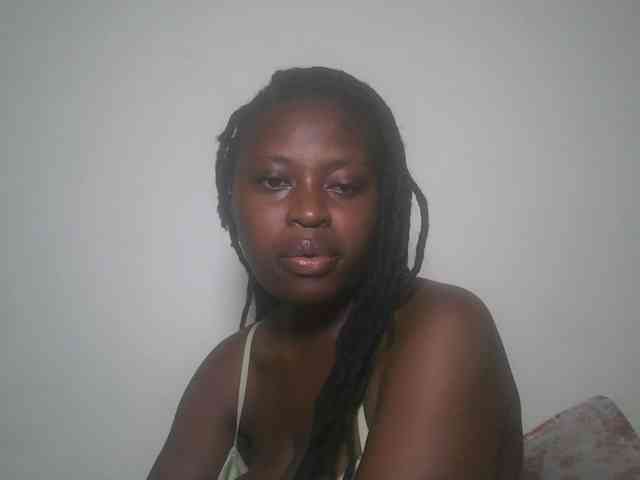 DaisyafterDark_ webcam