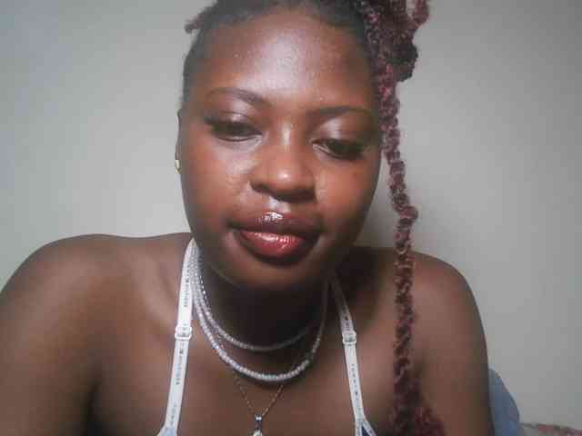 DaisyafterDark_ webcam