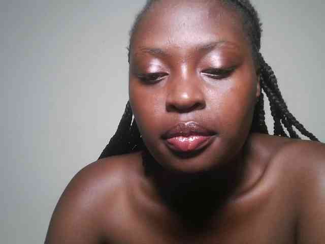 DaisyafterDark_ webcam