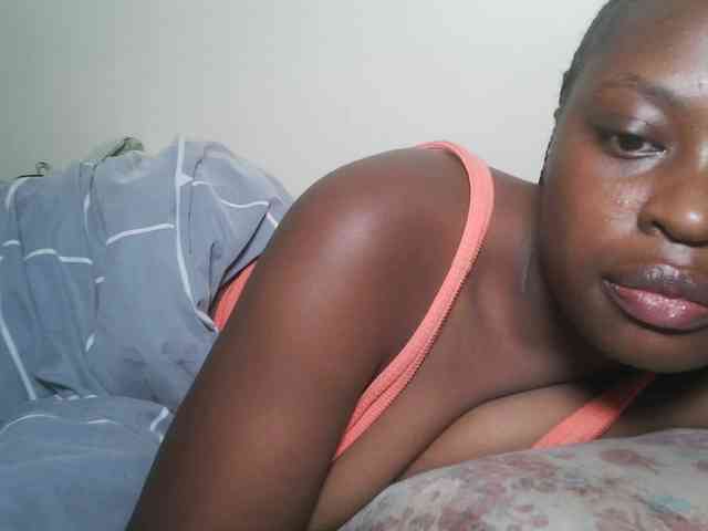 DaisyafterDark_ webcam