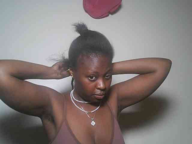 DaisyafterDark_ webcam