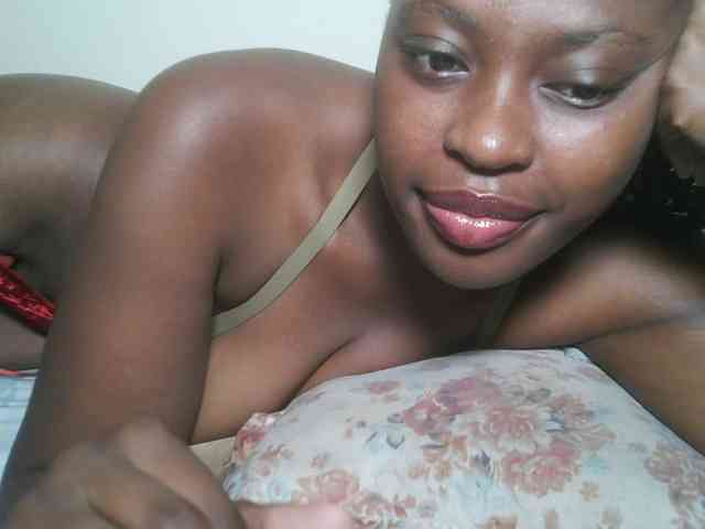 DaisyafterDark_ webcam
