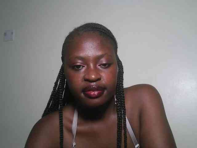 DaisyafterDark_ webcam