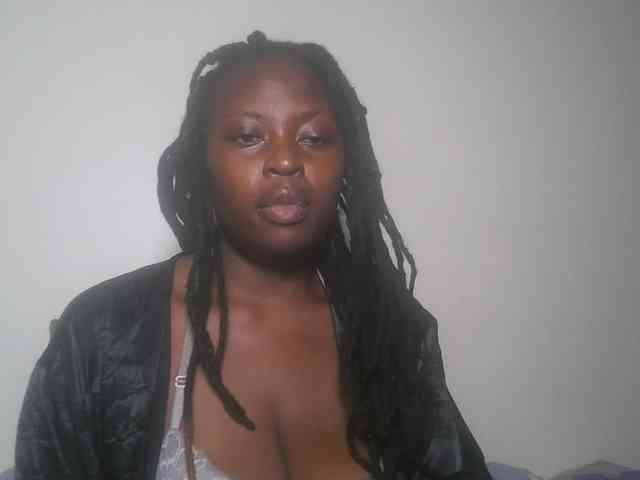 DaisyafterDark_ webcam