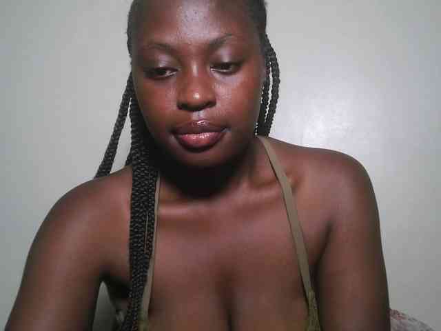 DaisyafterDark_ webcam