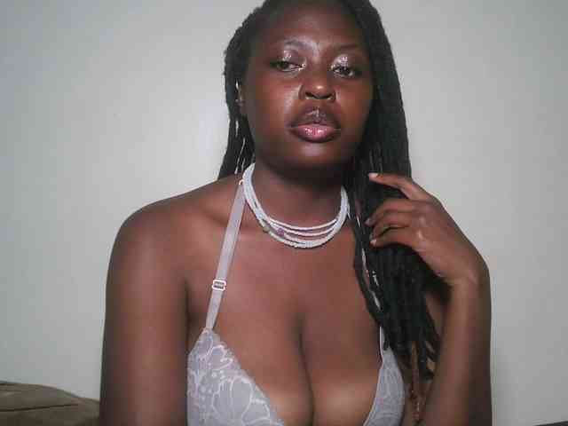 DaisyafterDark_ webcam