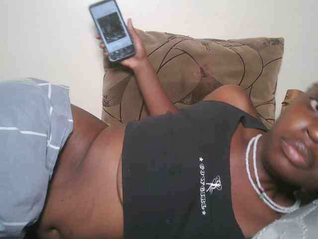 DaisyafterDark_ webcam