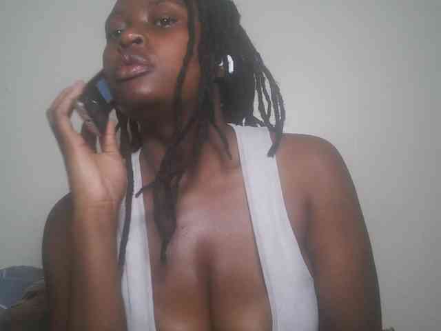 DaisyafterDark_ webcam