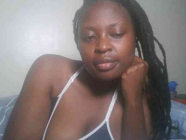 DaisyafterDark_ webcam